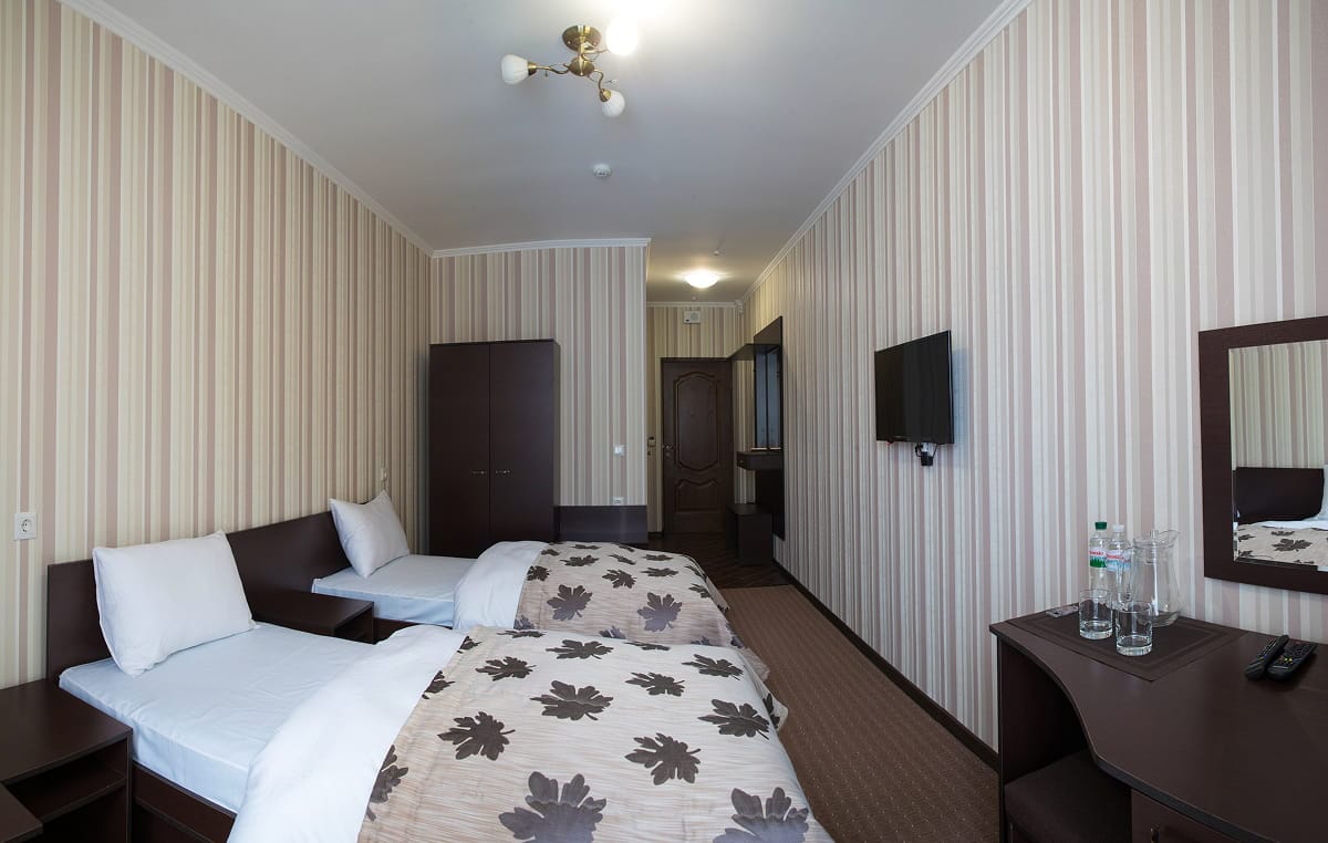 Стандарт для двох з балконом room 7